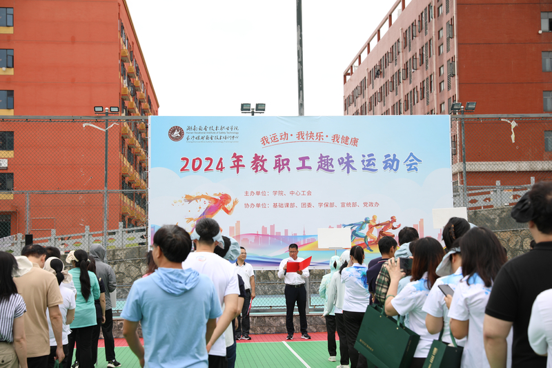 1718073014517034926.jpg RA9A1585.jpg