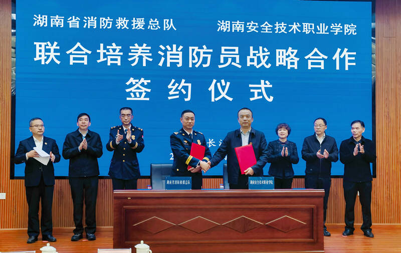 1732079196938067542.jpg 55a14ba4208473480f382d8db420dd0c_720.jpg