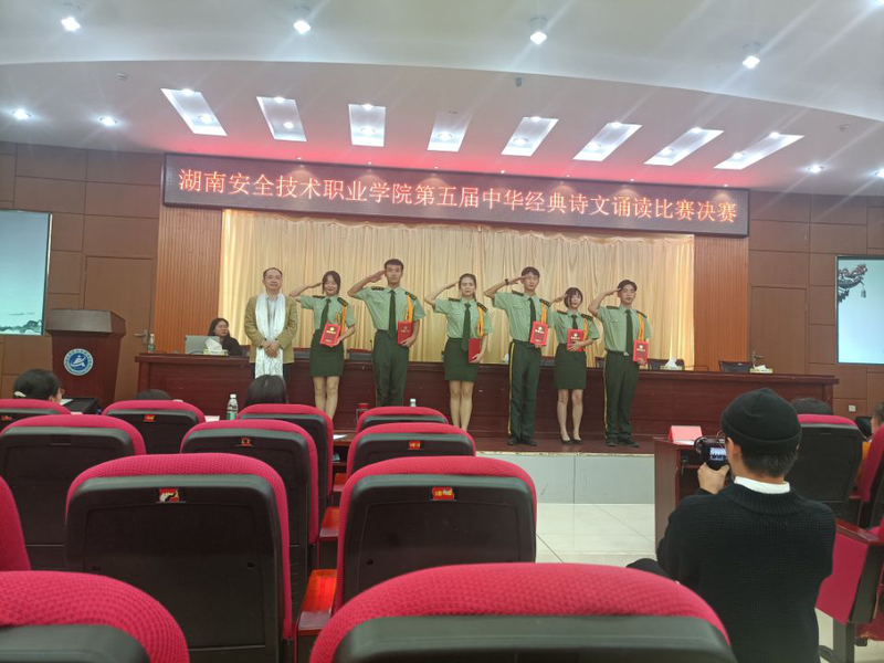 1636081145882098120.jpg 1636081145882098120.jpg