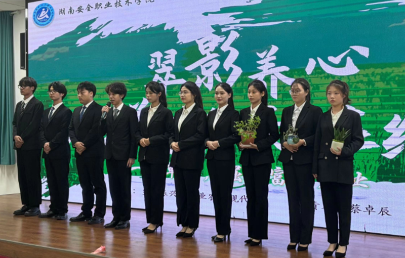 1714377811846005816.png image.png