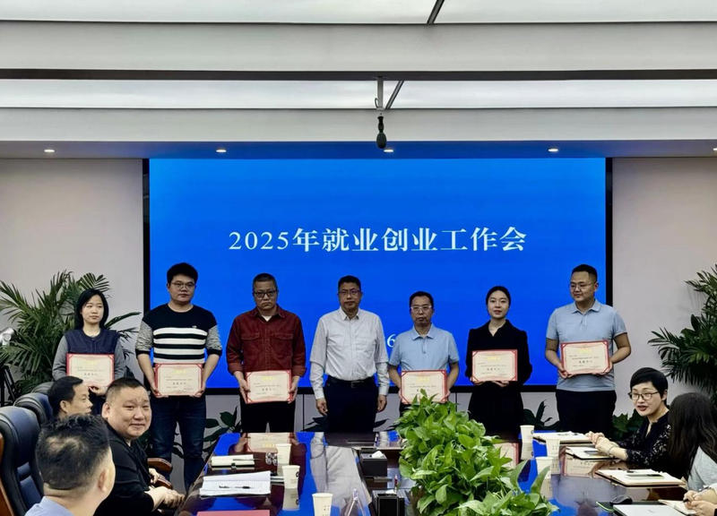 1743128656171035987.png 图片3.png