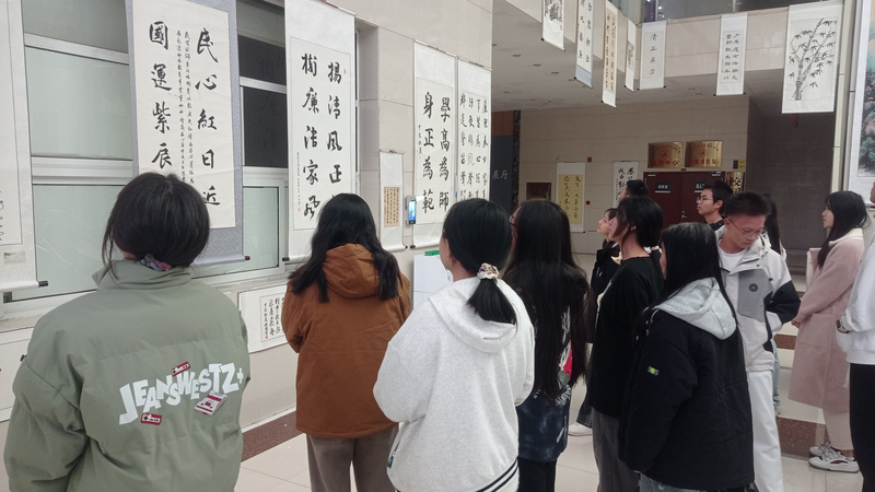 1732867647703040529.jpg 5.jpg