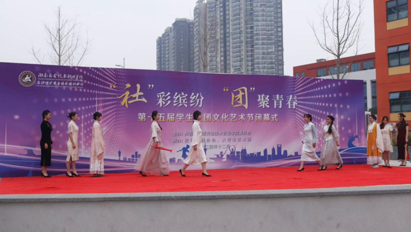 1735526413314075108.png image.png