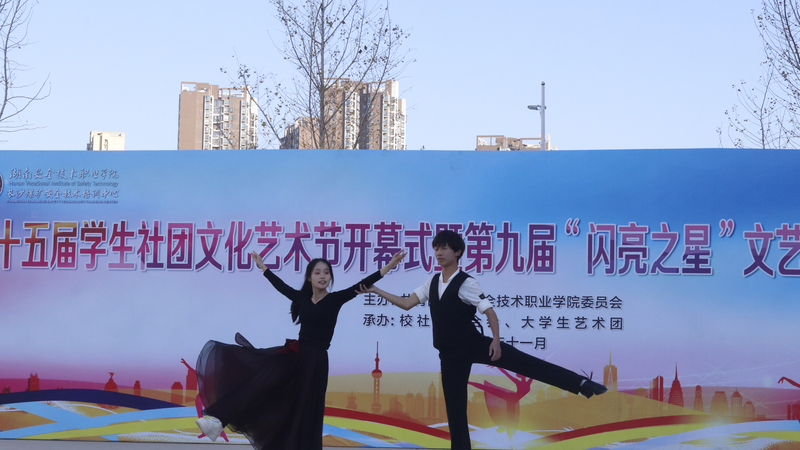 1733101370871063698.jpg AEDFBFF087A896DA928B3DBB3261F6D0.jpg