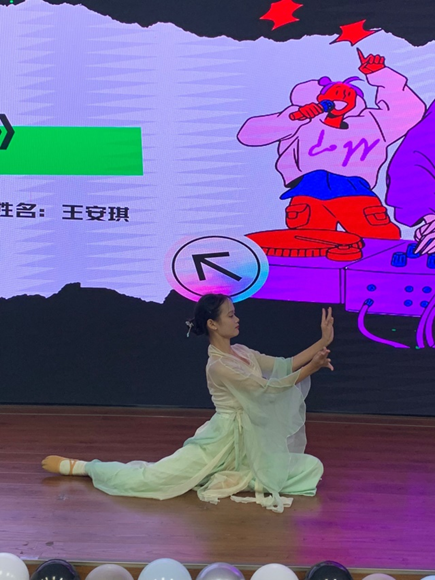 1732582689491041213.png image.png