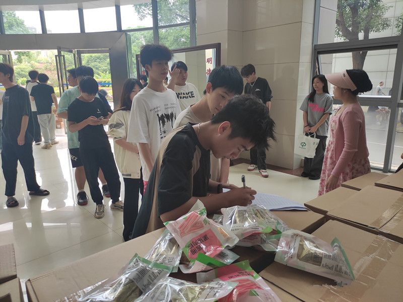 1717740063686057739.jpg 1717736631772_副本.jpg