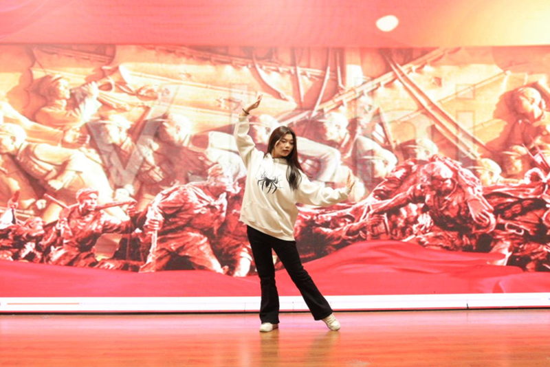 1703554005295099780.png image.png