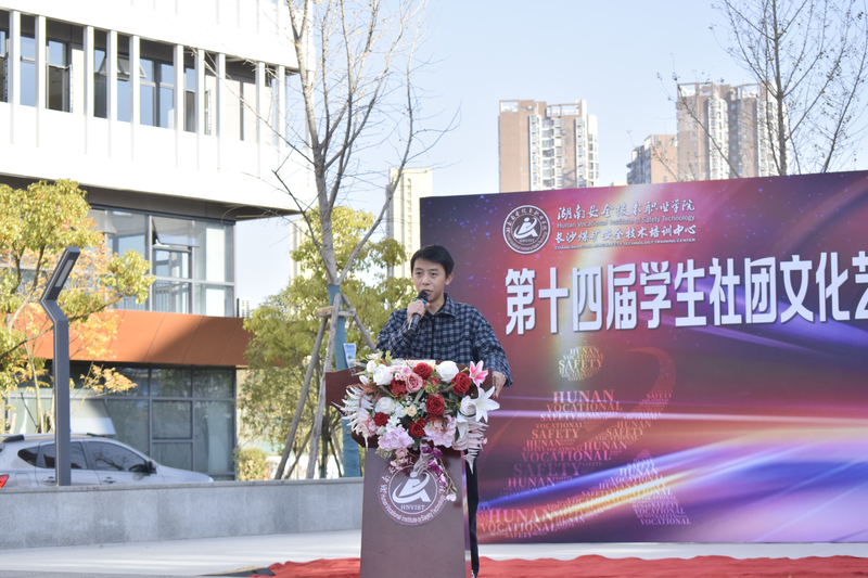 1702019019758051116.jpg 4.jpg