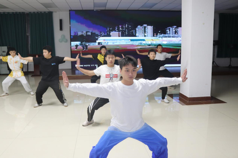 1703553950102044217.png image.png