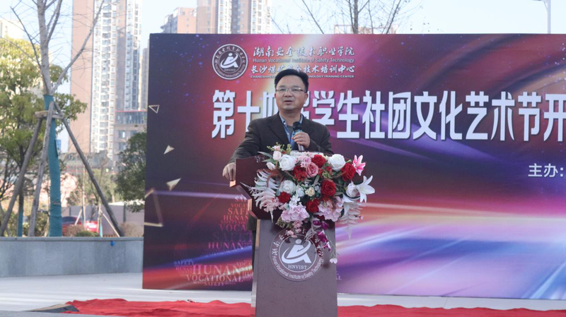 1702019046232075927.jpg 5.jpg