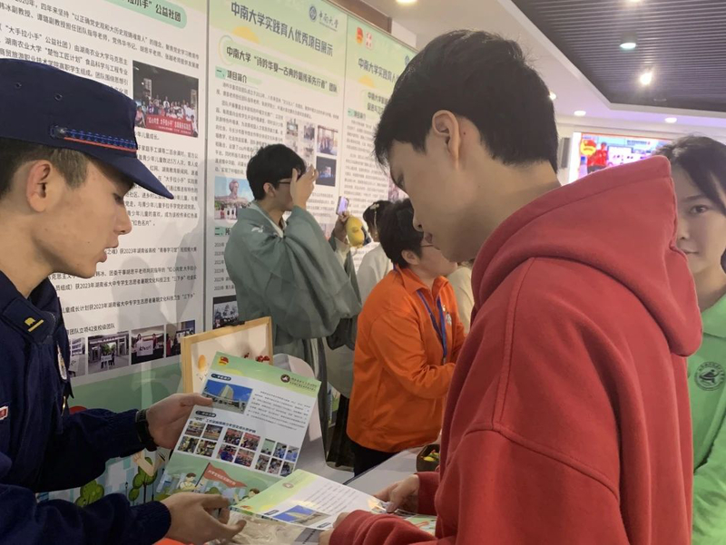 1701224189163087109.jpg 107c59a89f05b75e7fa014075fa549da.jpg