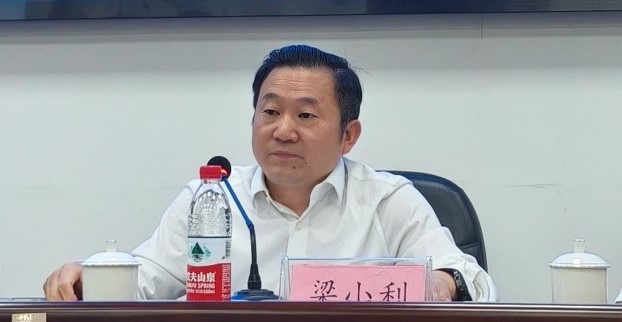 77.jpg